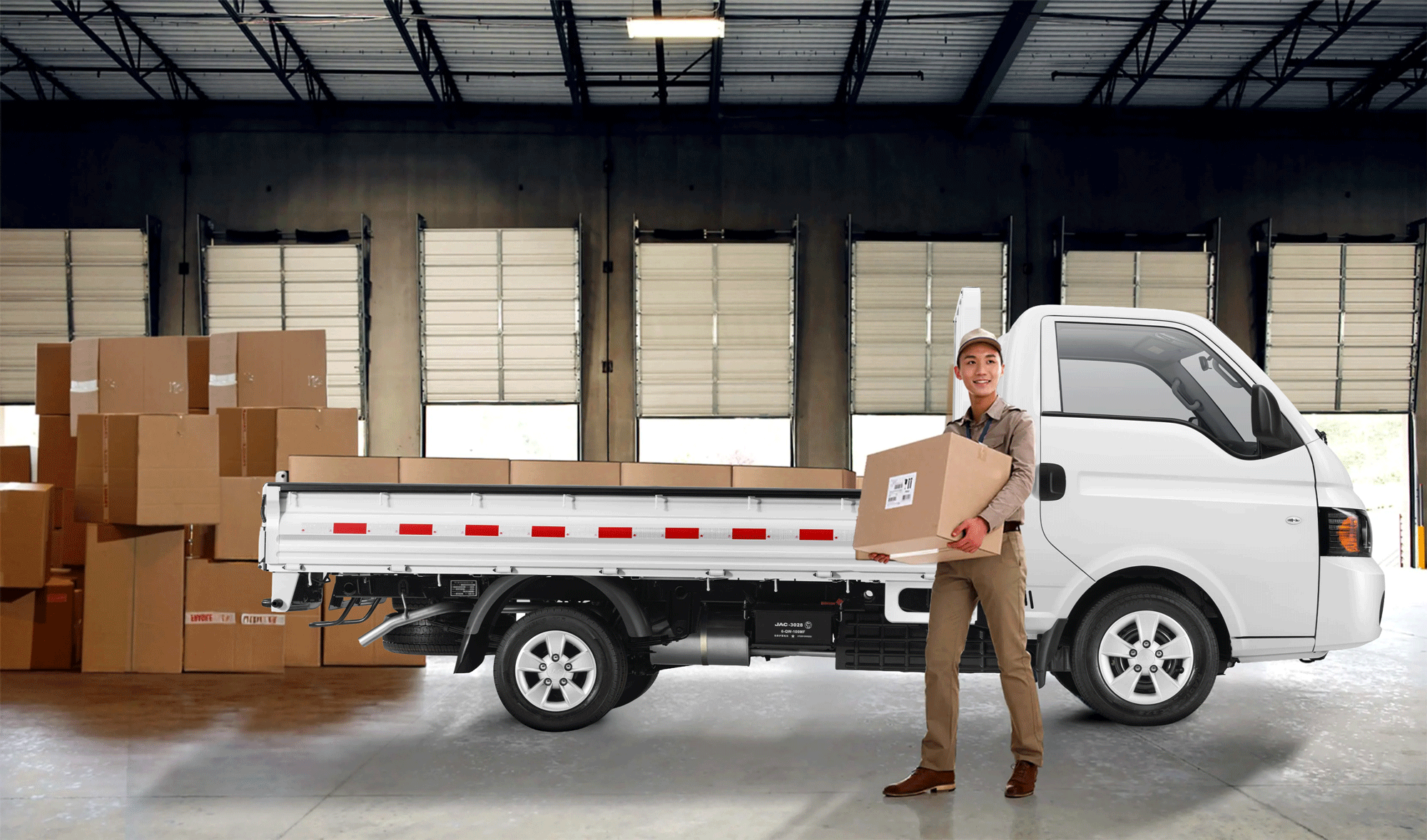 JAC X200 Loading and Unloading - Ultra flat low deck